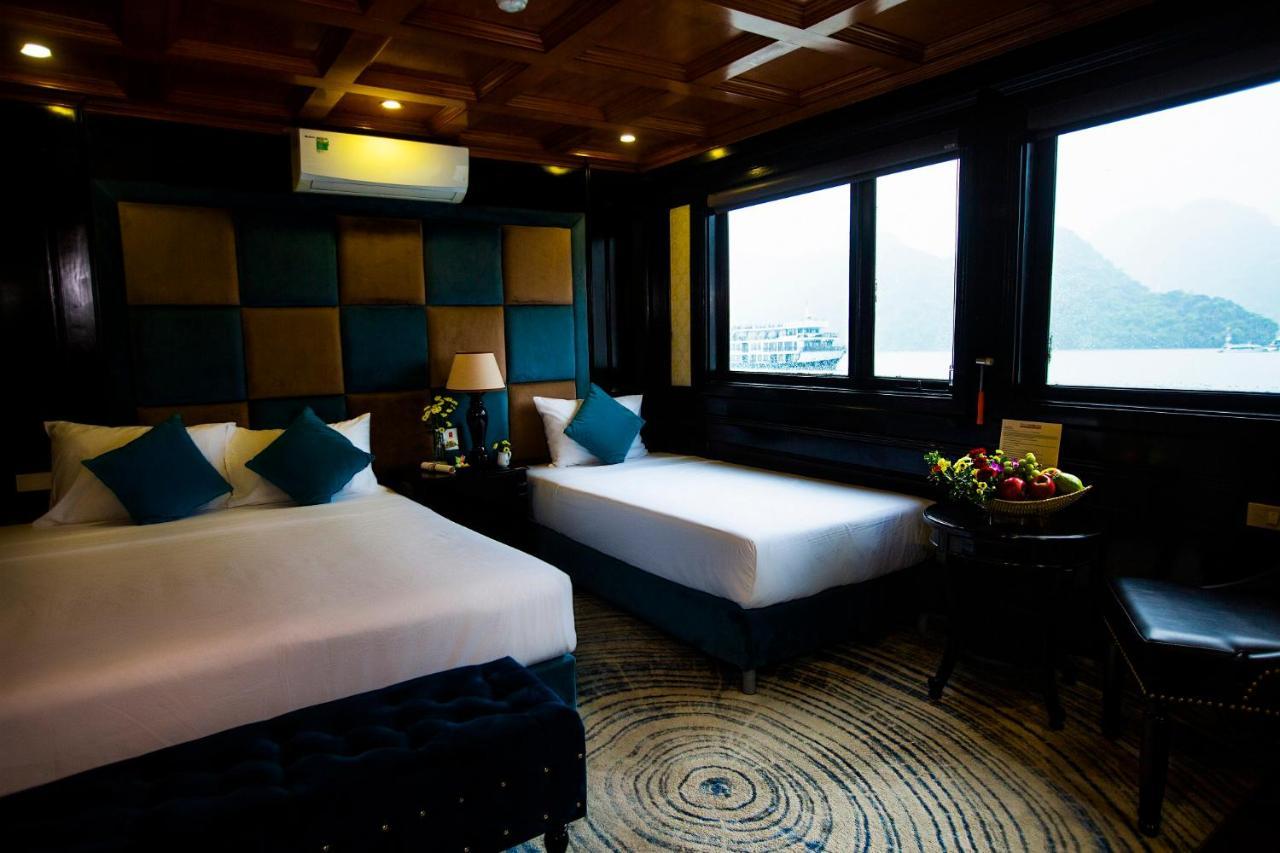 Cat Ba Ocean Cruise Hotel Ха Лонг Екстериор снимка